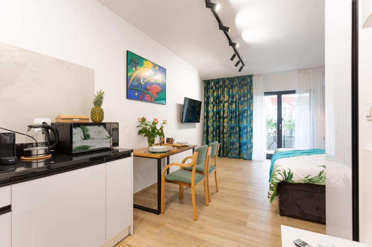 Luxurycity Apartment With Terrace Βρότσλαβ Εξωτερικό φωτογραφία