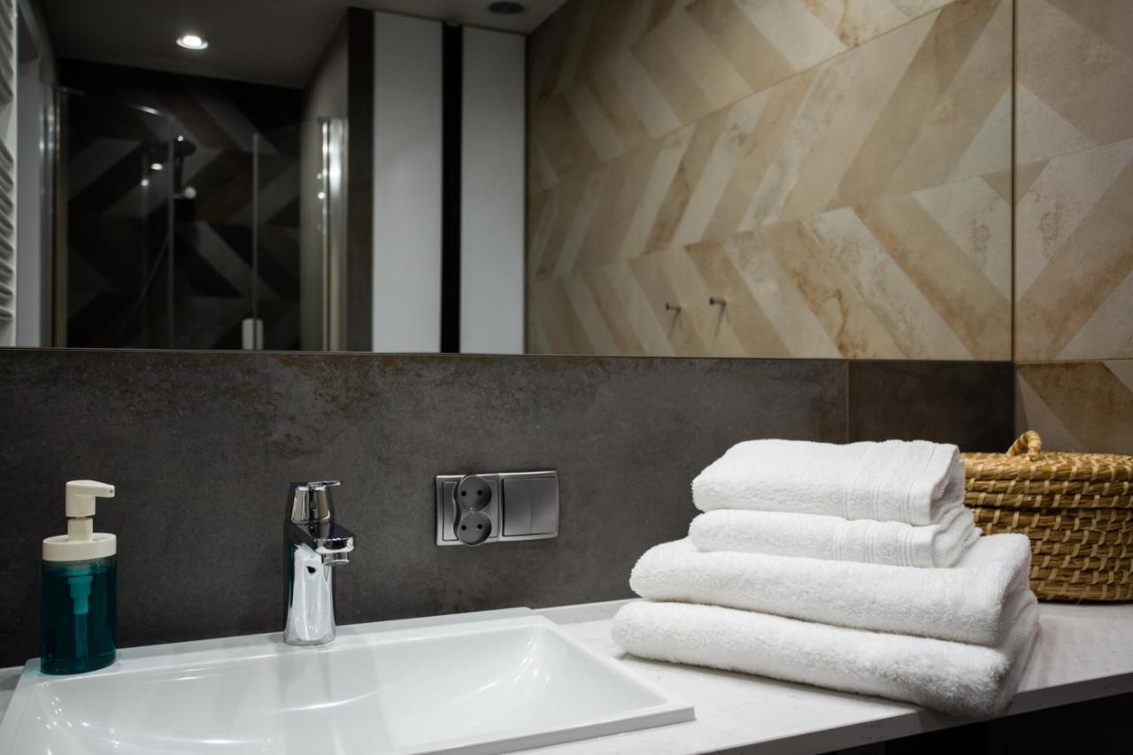 Luxurycity Apartment With Terrace Βρότσλαβ Εξωτερικό φωτογραφία